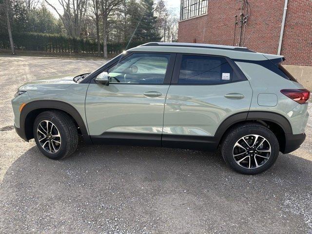 new 2025 Chevrolet TrailBlazer car, priced at $30,010