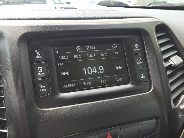 used 2014 Jeep Cherokee car, priced at $9,400