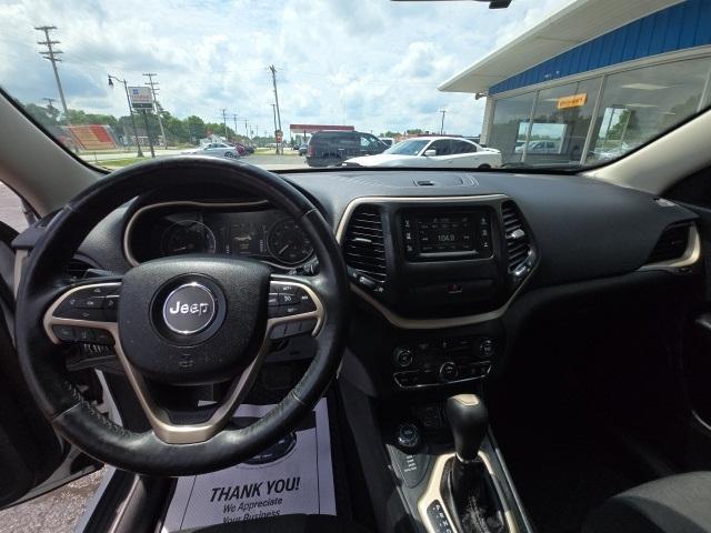 used 2014 Jeep Cherokee car, priced at $9,400