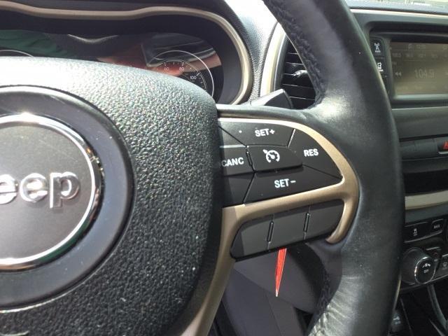 used 2014 Jeep Cherokee car, priced at $9,400