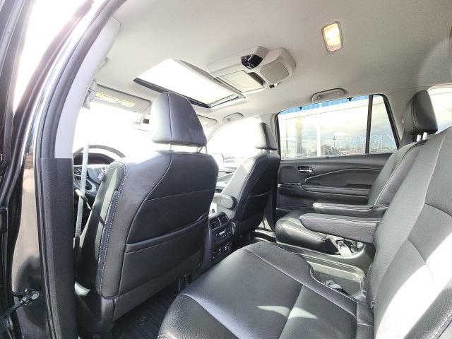 used 2022 Honda Pilot car, priced at $35,600