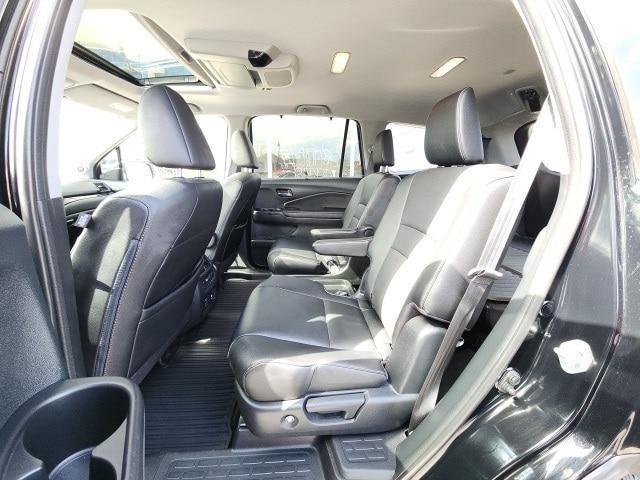 used 2022 Honda Pilot car, priced at $35,600