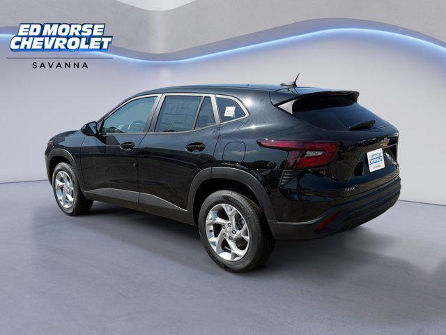new 2025 Chevrolet Trax car