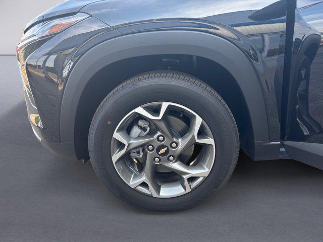 new 2025 Chevrolet Trax car, priced at $25,485