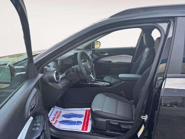 new 2025 Chevrolet Trax car, priced at $25,485