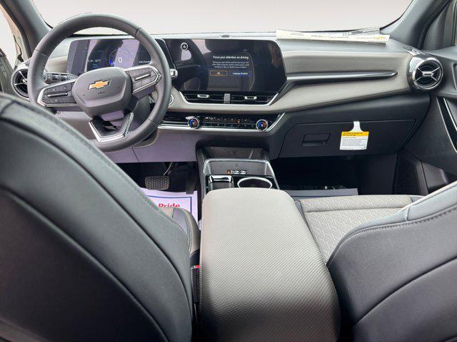 new 2025 Chevrolet Equinox car, priced at $33,895