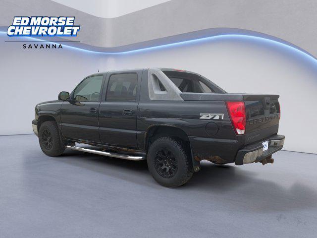 used 2004 Chevrolet Avalanche car, priced at $3,350