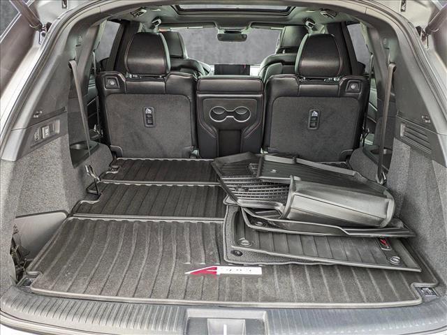 used 2022 Acura MDX car, priced at $41,850