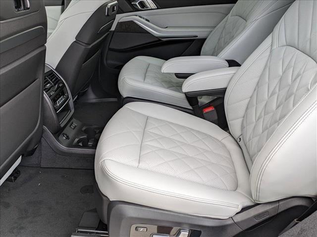new 2026 BMW X7 car, priced at $99,525