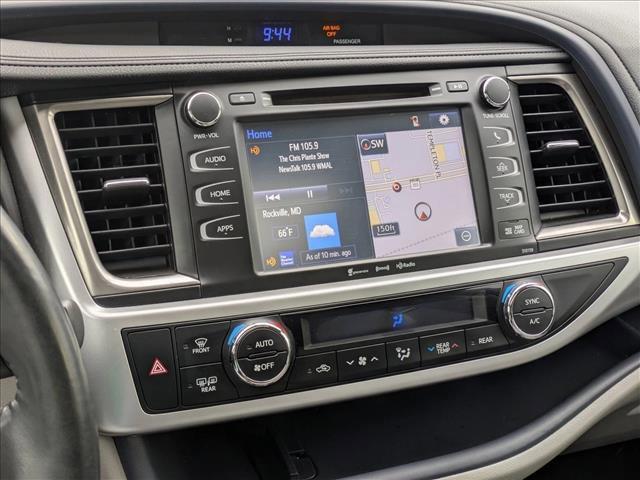 used 2016 Toyota Highlander car, priced at $19,250