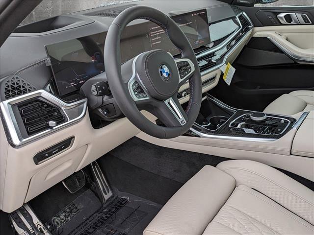 new 2025 BMW X7 car, priced at $113,675