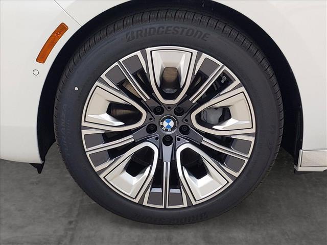 used 2023 BMW i7 car, priced at $112,625