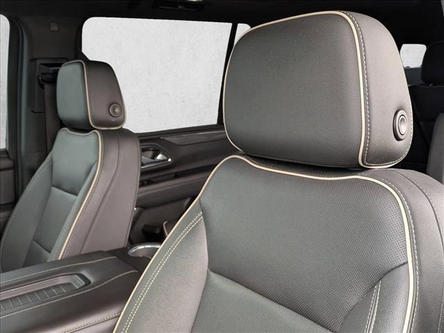 used 2022 GMC Yukon XL car, priced at $45,595