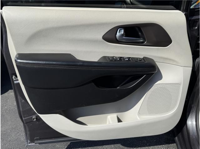 used 2019 Chrysler Pacifica car, priced at $13,995