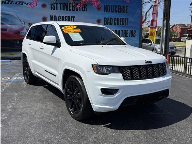 used 2017 Jeep Grand Cherokee car, priced at $16,995