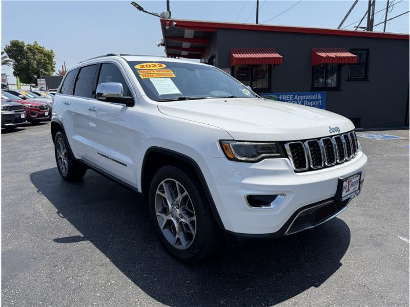 used 2022 Jeep Grand Cherokee car, priced at $17,995