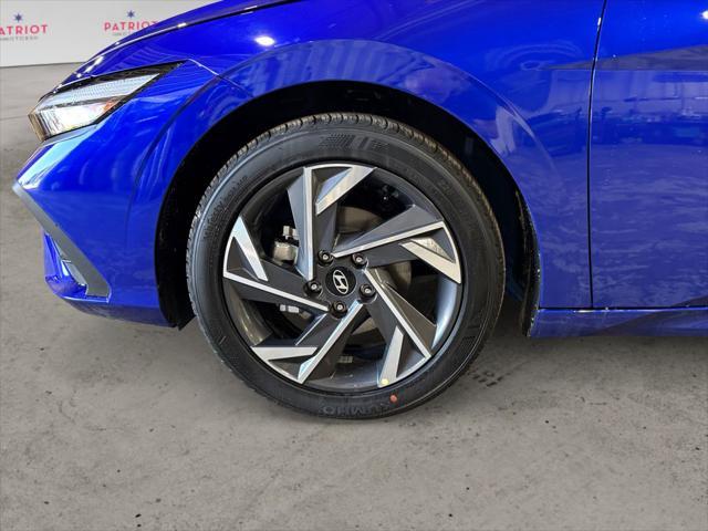 new 2025 Hyundai Elantra car, priced at $23,010