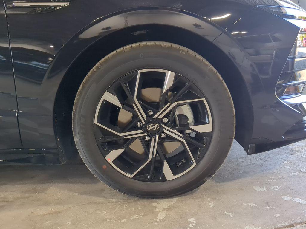 new 2025 Hyundai Sonata car, priced at $28,322