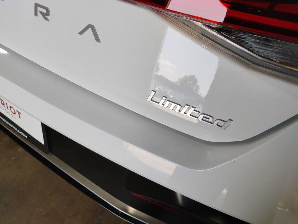 new 2025 Hyundai Elantra car, priced at $25,142