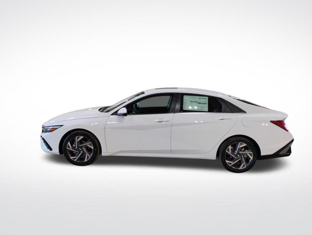 new 2025 Hyundai Elantra car, priced at $25,142