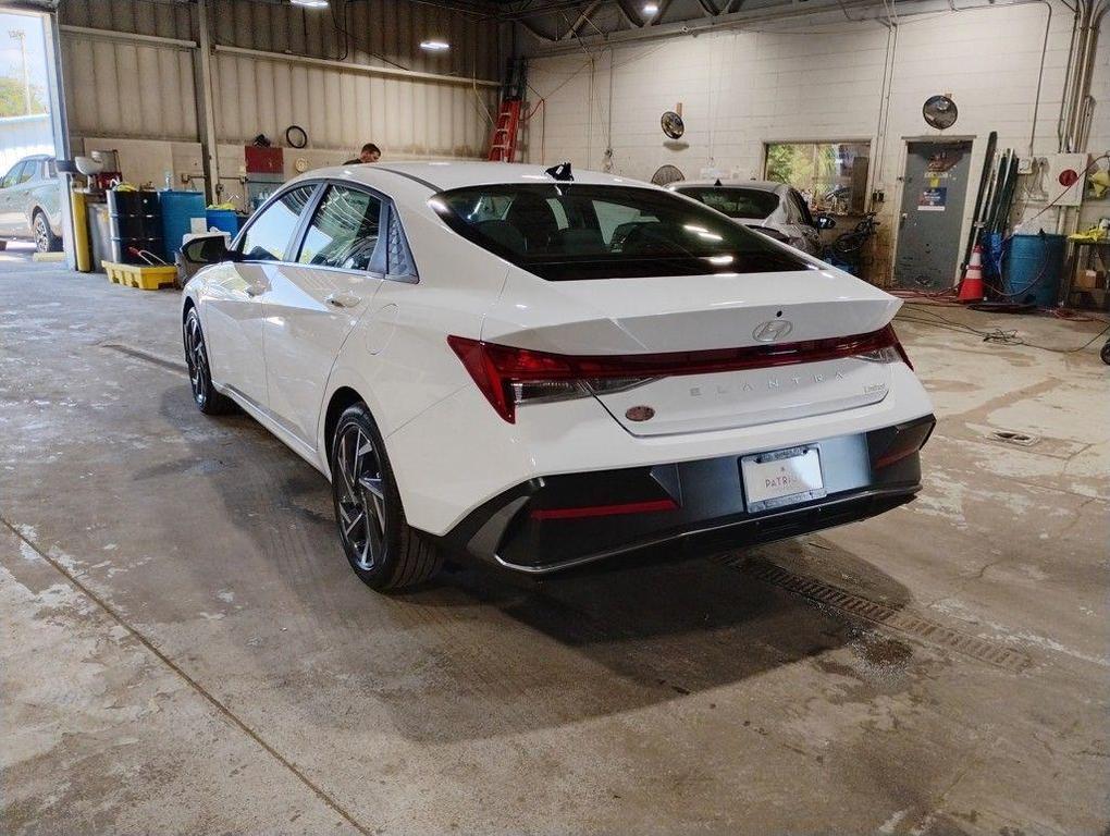 new 2025 Hyundai Elantra car, priced at $25,142