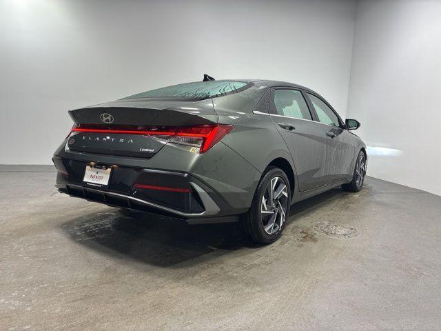 new 2025 Hyundai Elantra car, priced at $24,623