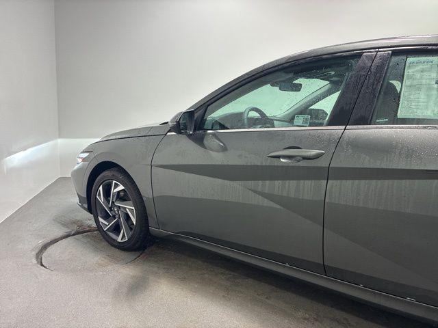 new 2025 Hyundai Elantra car, priced at $24,623