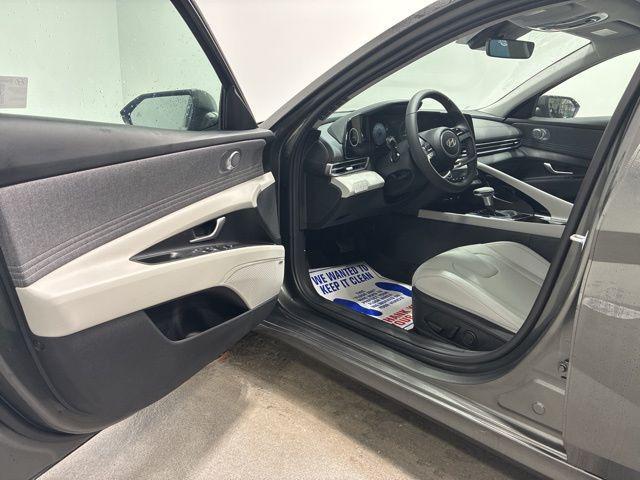 new 2025 Hyundai Elantra car, priced at $24,623