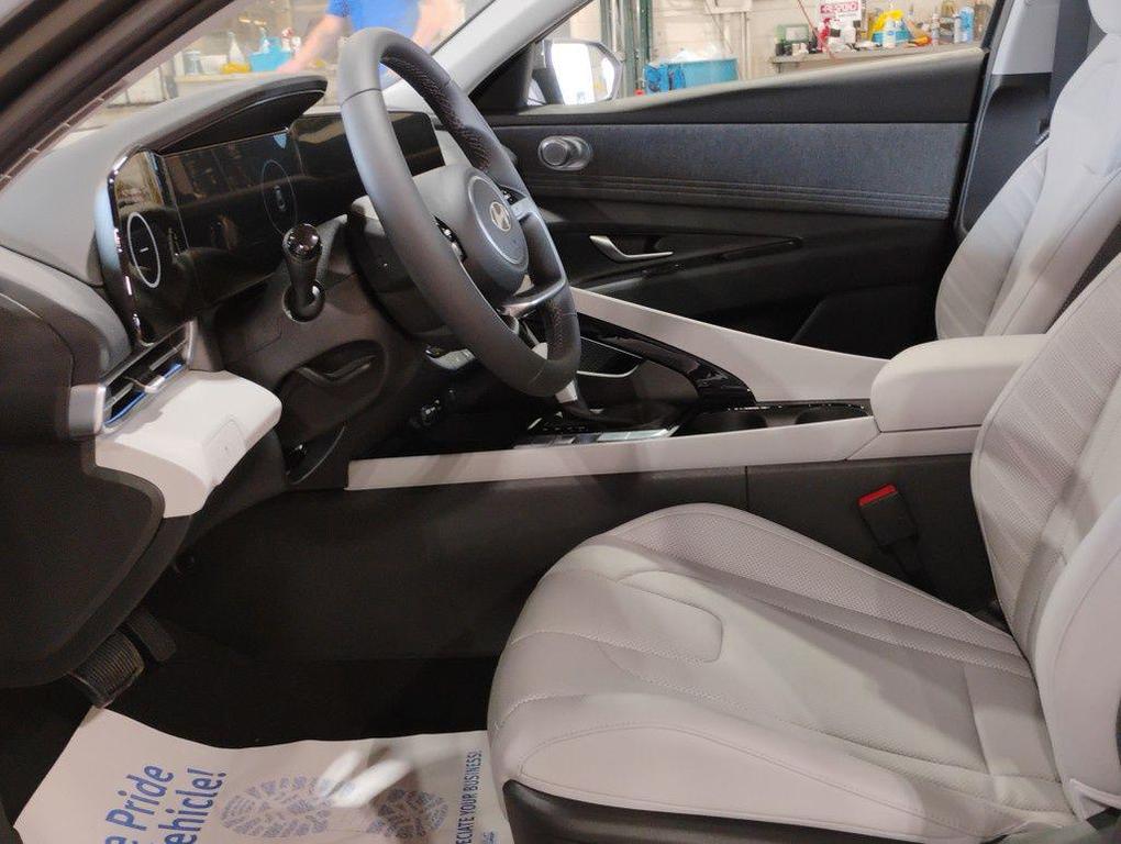 new 2025 Hyundai Elantra car, priced at $24,623