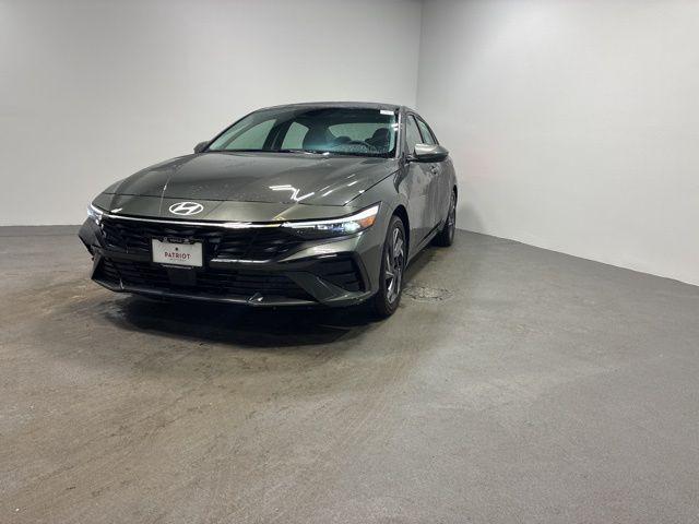 new 2025 Hyundai Elantra car, priced at $24,623