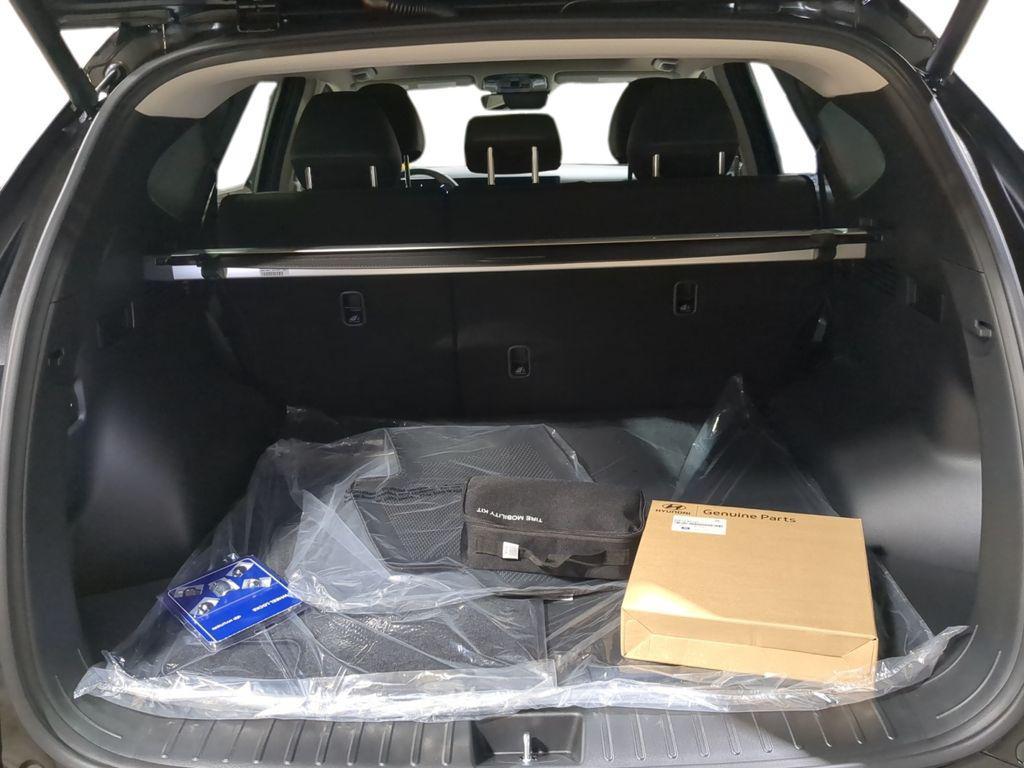 new 2025 Hyundai TUCSON Hybrid car, priced at $31,742