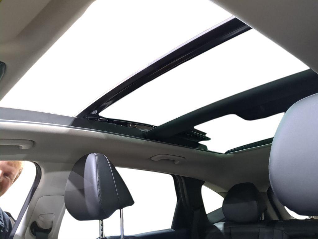 new 2025 Hyundai TUCSON Hybrid car, priced at $31,742