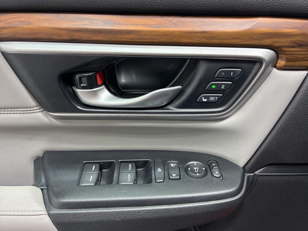 used 2022 Honda CR-V car, priced at $28,500