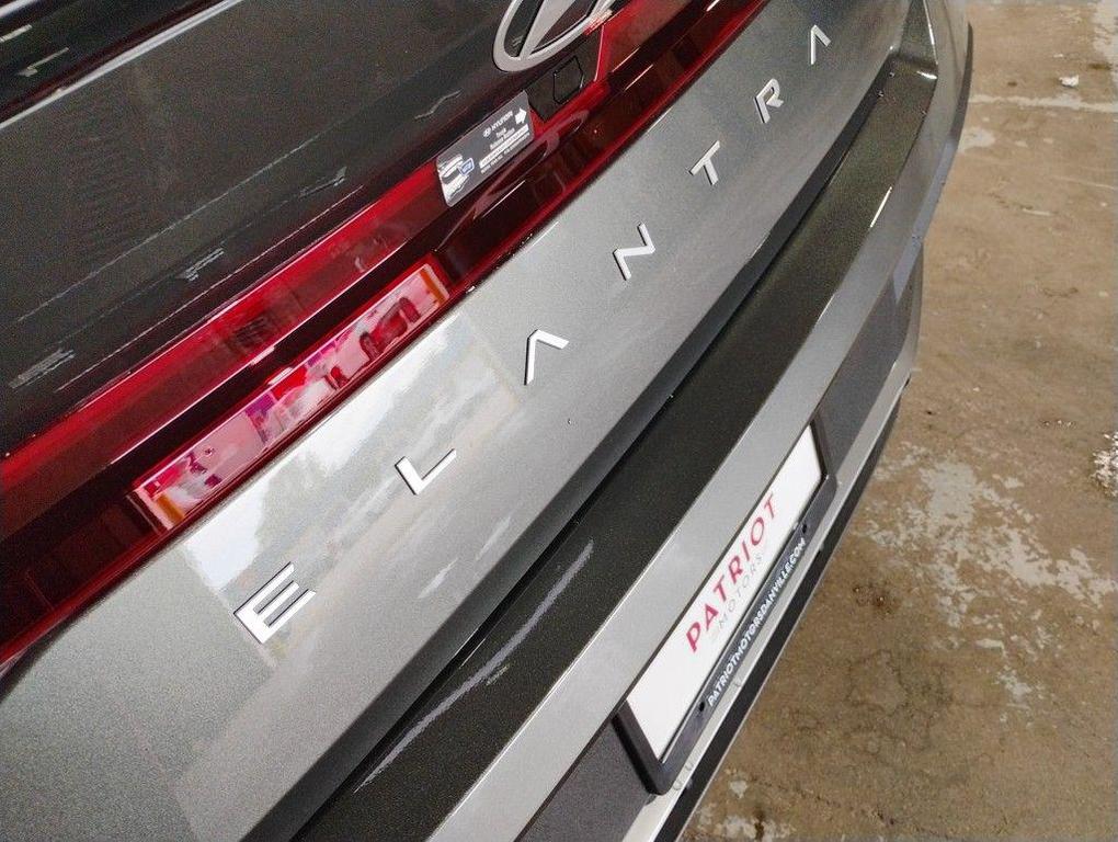 new 2025 Hyundai Elantra car, priced at $21,256