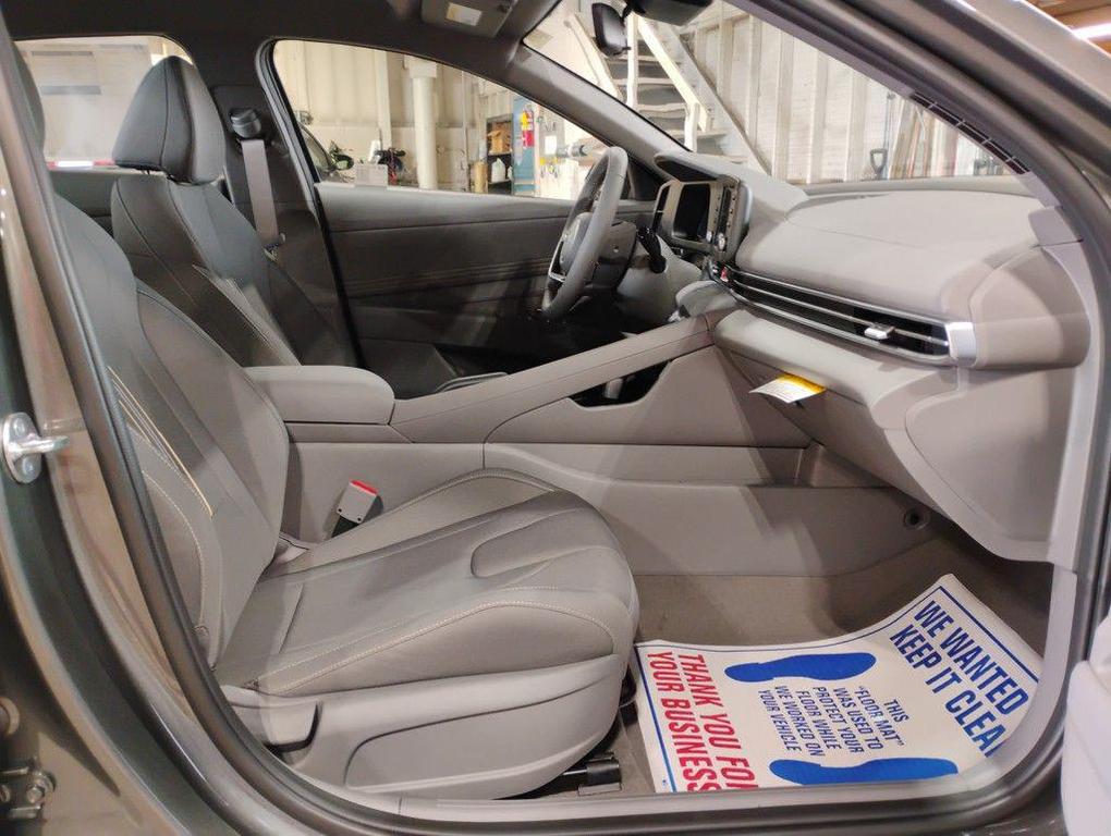 new 2025 Hyundai Elantra car, priced at $21,256