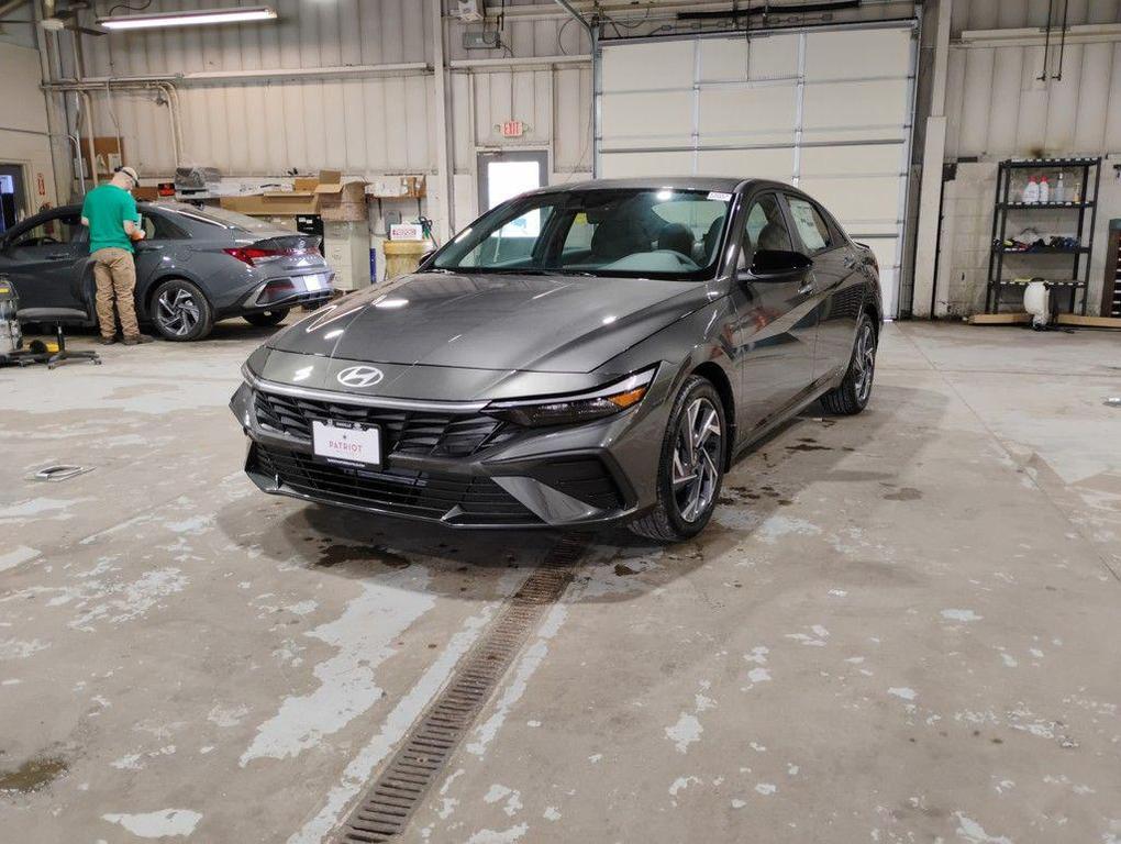 new 2025 Hyundai Elantra car, priced at $21,256