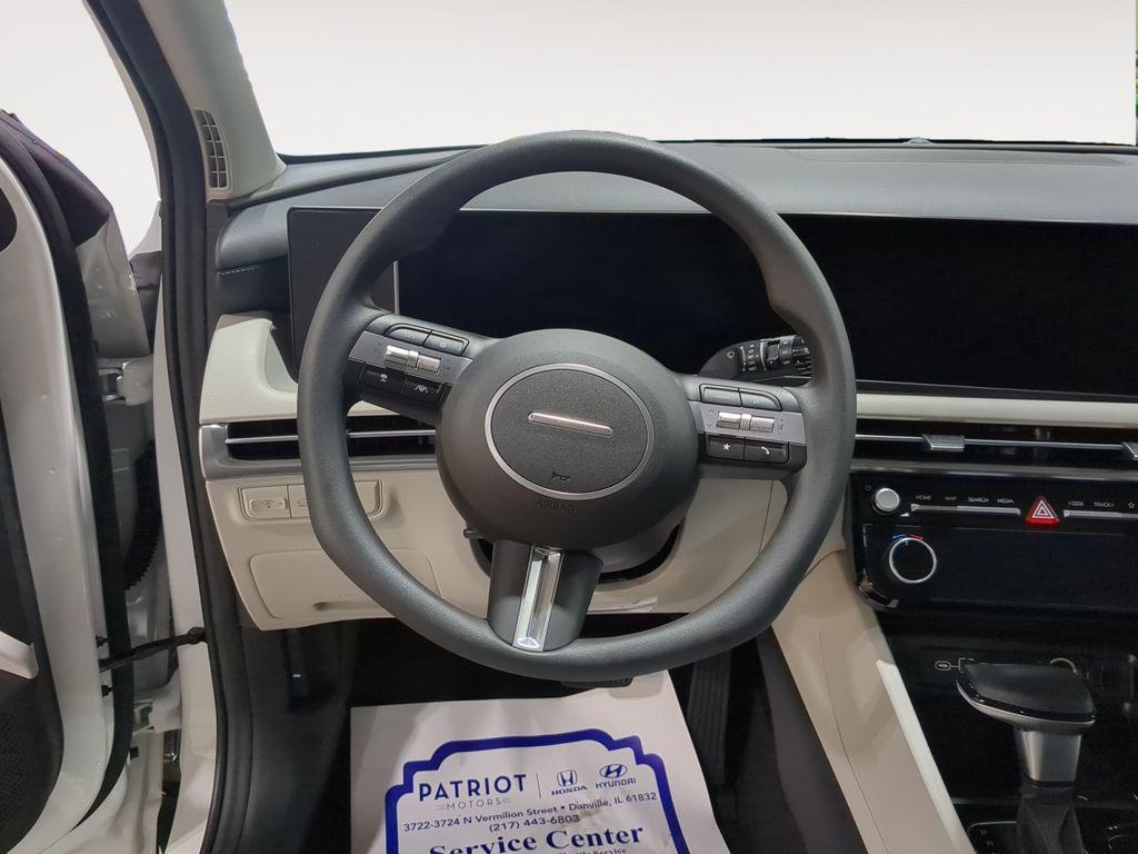 new 2025 Hyundai Tucson car, priced at $28,090