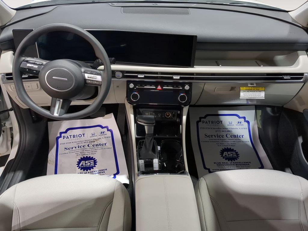 new 2025 Hyundai Tucson car, priced at $28,090