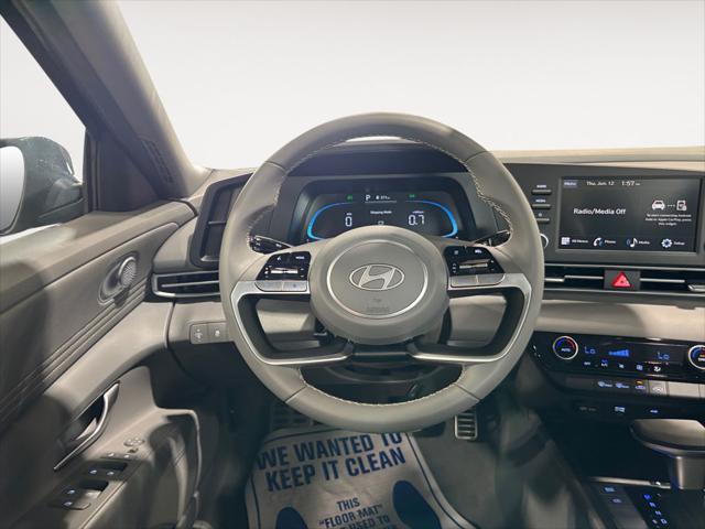 new 2025 Hyundai Elantra car, priced at $22,923