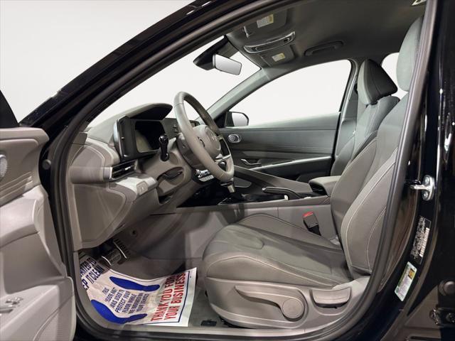 new 2025 Hyundai Elantra car, priced at $22,923