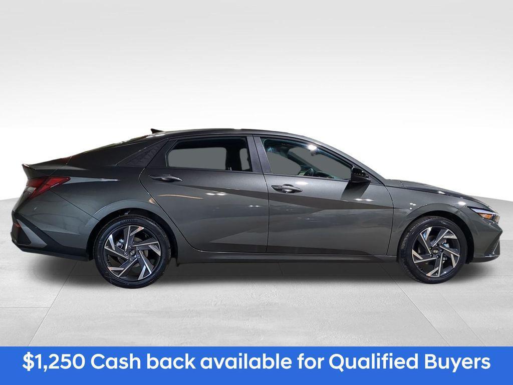new 2025 Hyundai Elantra car, priced at $22,915
