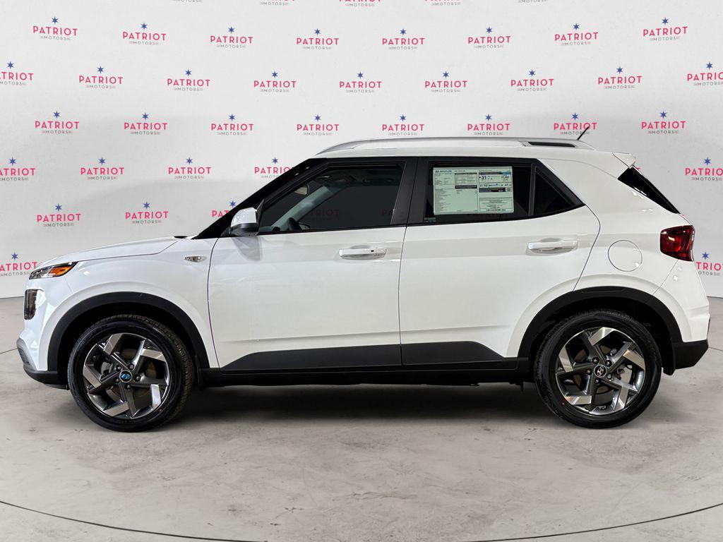new 2025 Hyundai Venue car, priced at $21,275