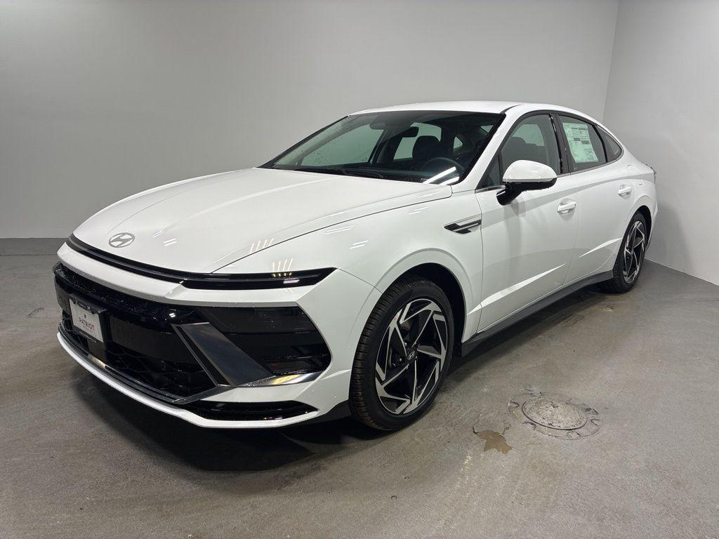 new 2026 Hyundai Sonata car, priced at $28,202