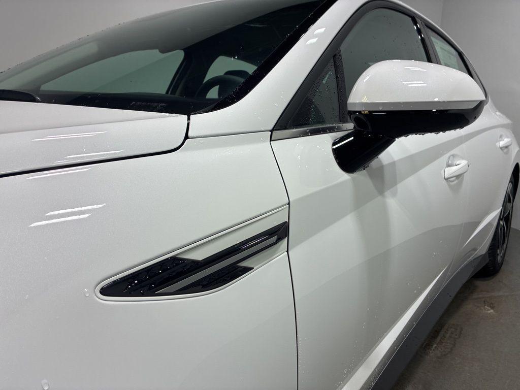 new 2026 Hyundai Sonata car, priced at $28,202
