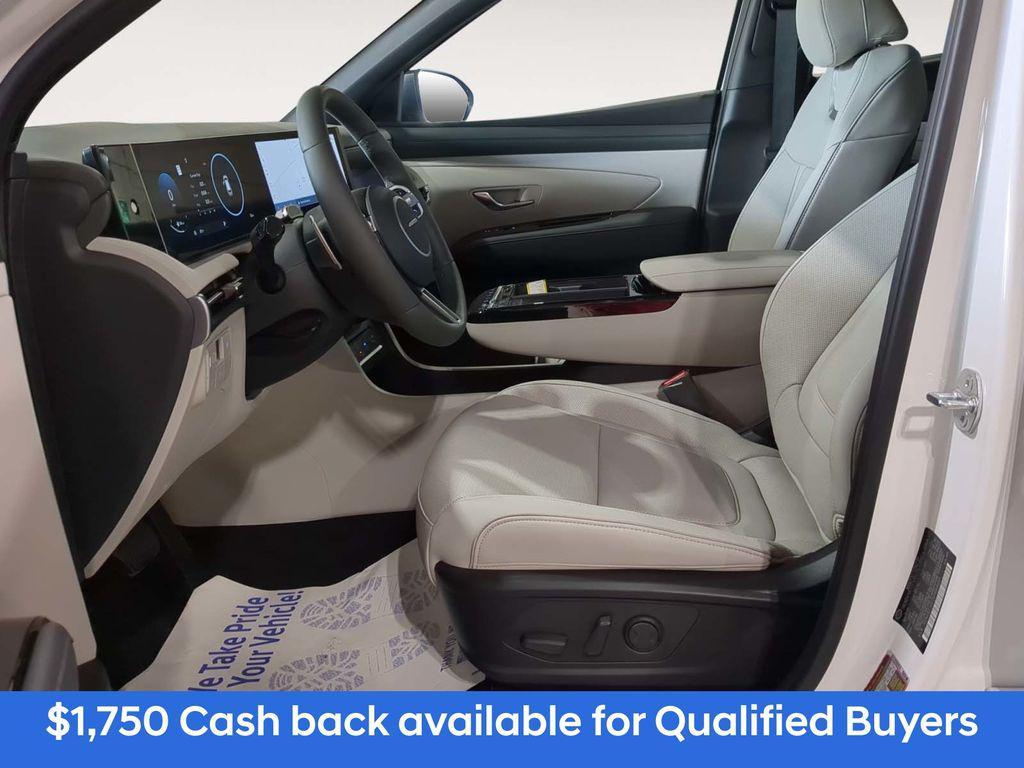 new 2025 Hyundai Tucson car, priced at $39,825