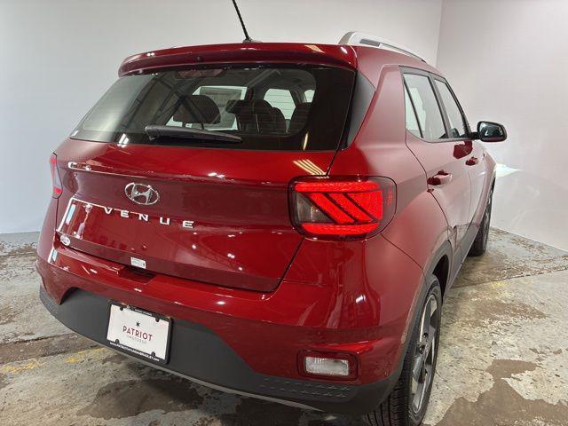 new 2025 Hyundai Venue car, priced at $21,718