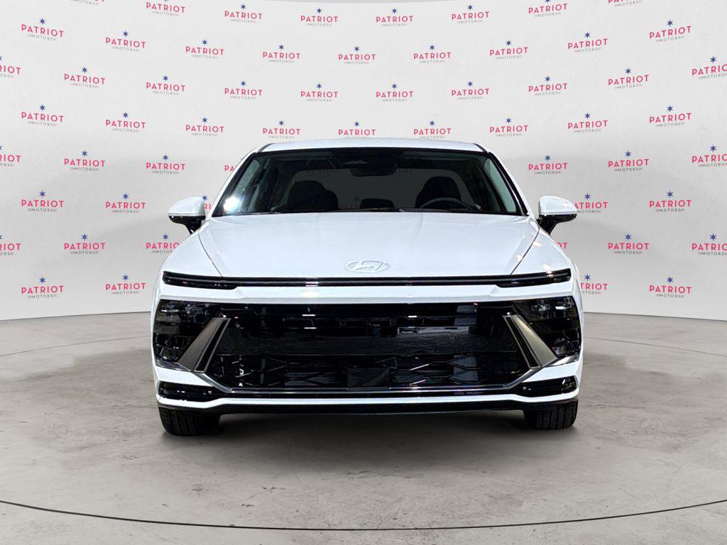 new 2025 Hyundai Sonata Hybrid car, priced at $32,483