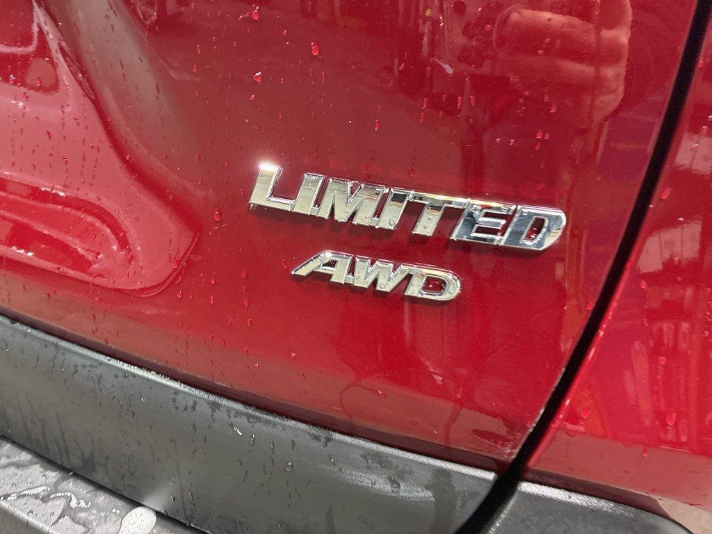 used 2020 Toyota RAV4 car, priced at $28,966