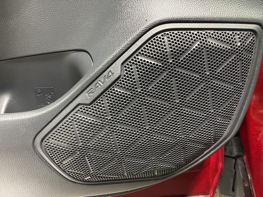 used 2020 Toyota RAV4 car, priced at $28,966