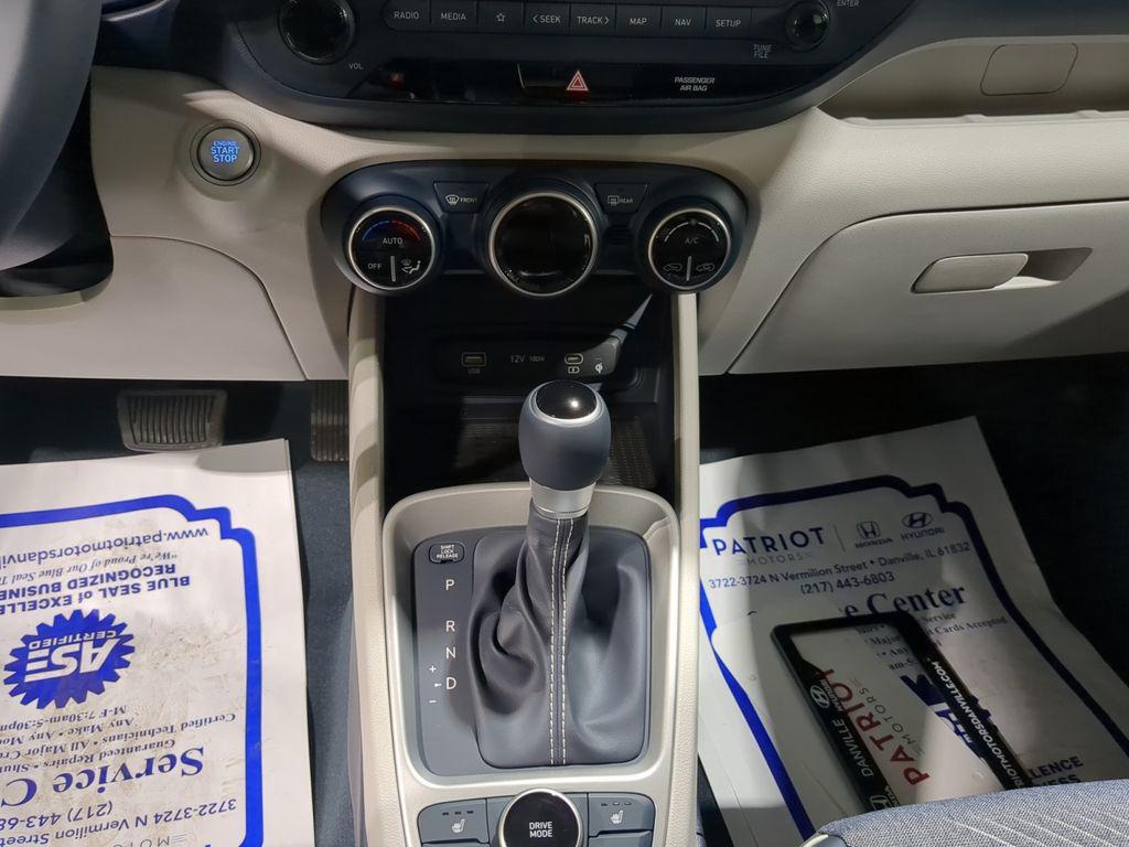 used 2025 Hyundai Venue car, priced at $23,956